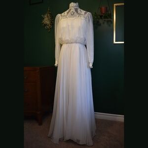 Vintage Victorian Style Wedding Gown